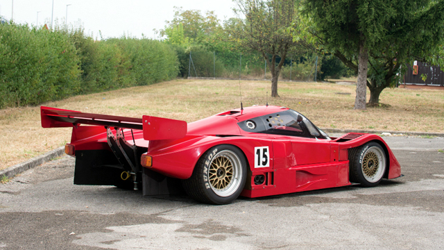 Продава се Lancia-Ferrari от Група С