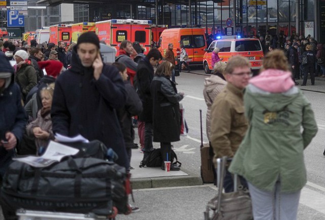 Над 50 пострадали на летището в Хамбург