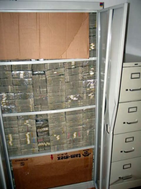 22 млрд. долара в дома на мексикански наркобарон (снимки)