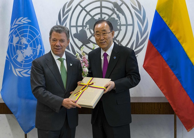 Президентът на Колумбия печели Нобеловата награда за мир за 2016 г. 