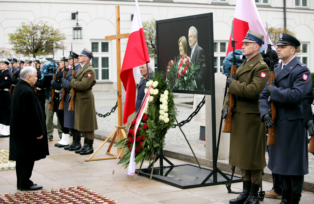 Полша обвини руснаци за трагедията в Смоленск (ВИДЕО)