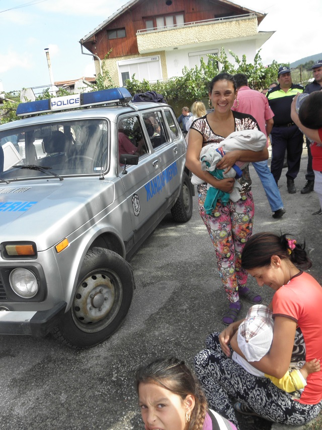 41% от ромите в България вярват на полицията