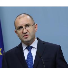 Румен Радев