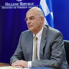 Никос Дендиас