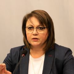 Корнелия Нинова