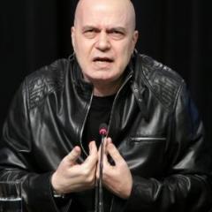 Слави Трифонов