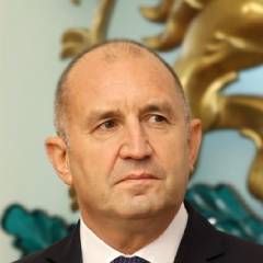 Румен Радев