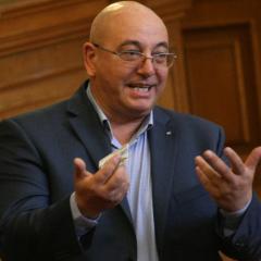 Емил Димитров - Ревизоро