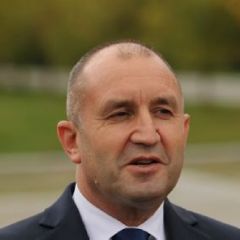 Румен Радев