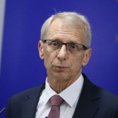 проф. Николай Денков