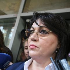 Корнелия Нинова