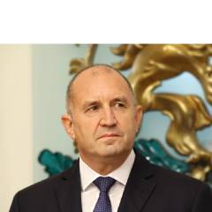 Румен Радев