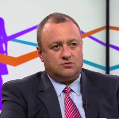 Иван Иванов