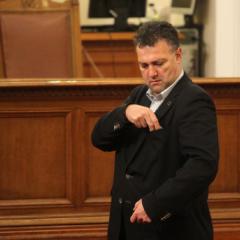 Валентин Николов