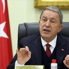 Хулуси Акар