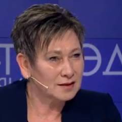 Даниела Везиева