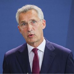 Йенс Столтенберг