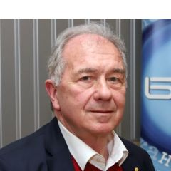 Лъчезар Костов