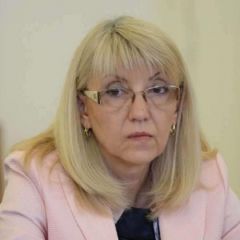 Петя Аврамова