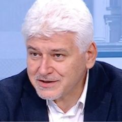 Проф. Пламен Киров