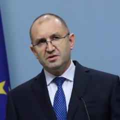 Румен Радев