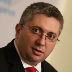 Николай Нанков