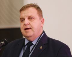 Красимир Каракачанов