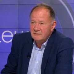 Михаил Миков