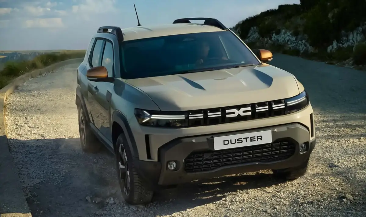 Мечтата на българина: Duster вече се предлага с АГУ, 4х4 и автоматична трансмисия