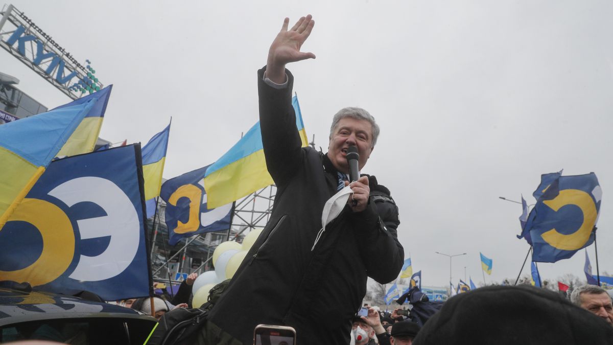 15 години затвор за Порошенко