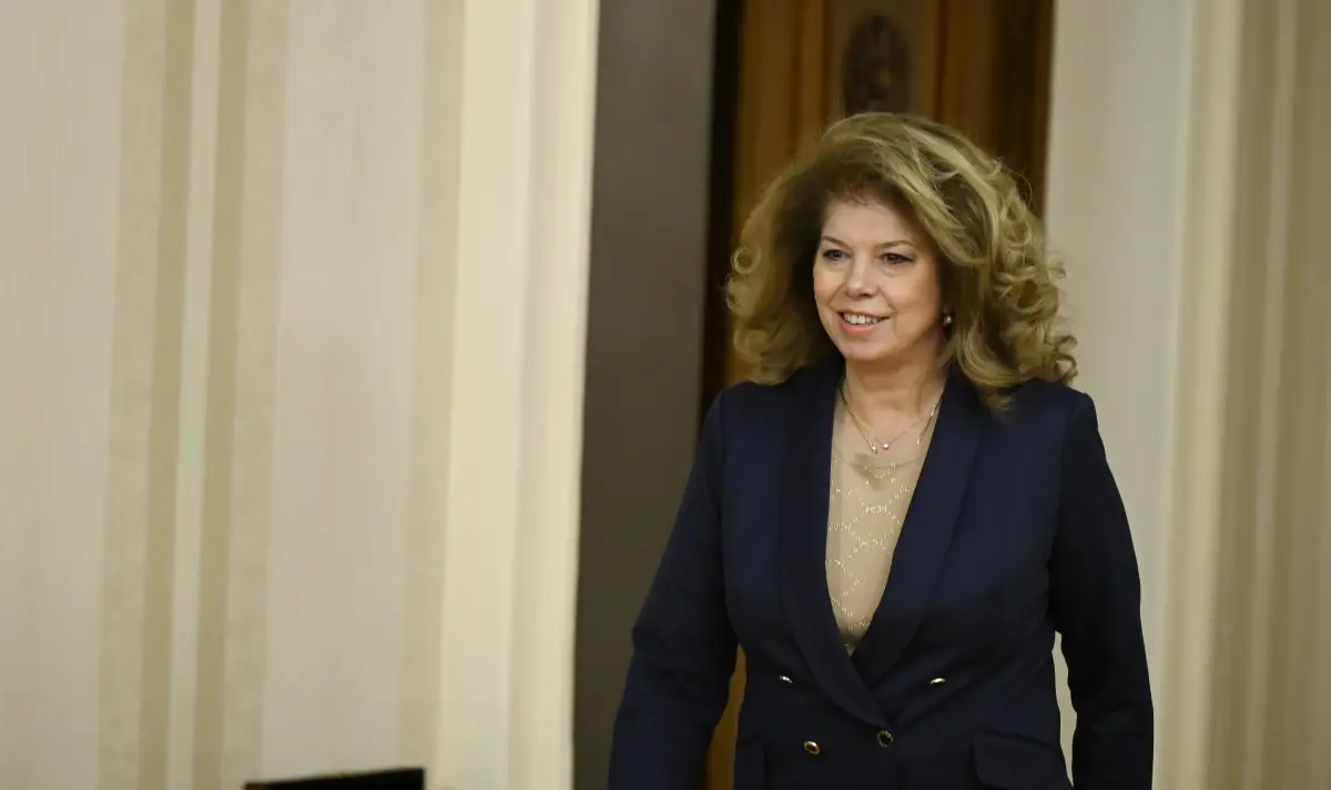 From journalist to the countrys first female president: Who is Iliana Yotova? ᐉ News from Fakti.bg - Bulgaria | ФАКТИ.БГ