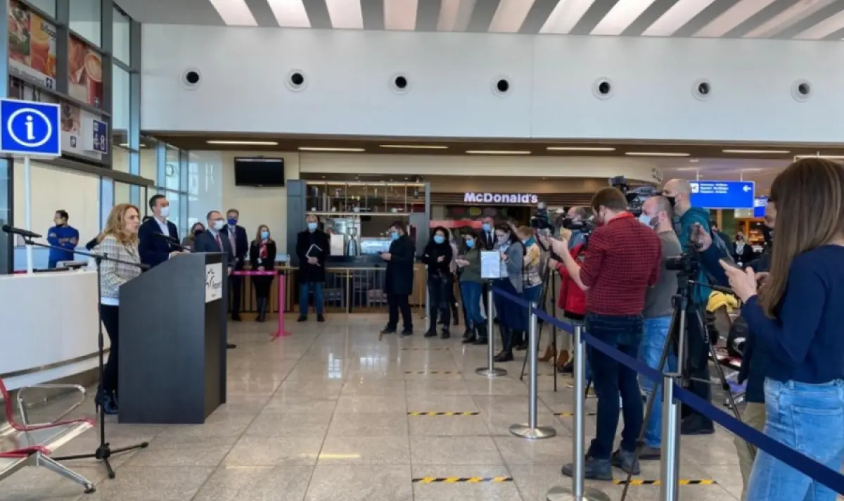 The airports in Varna and Burgas are also working normally and with manual  check-in ᐉ News from Fakti.bg - Bulgaria | ФАКТИ.БГ