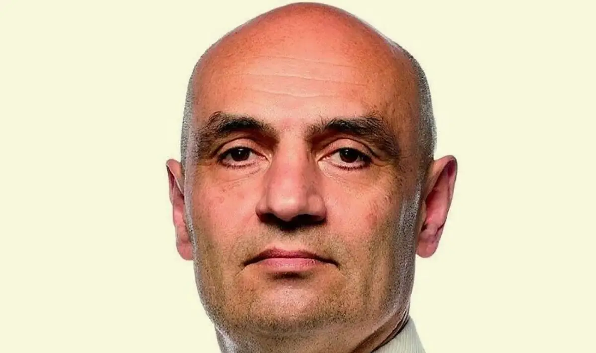Почина мимът Александър Илиев