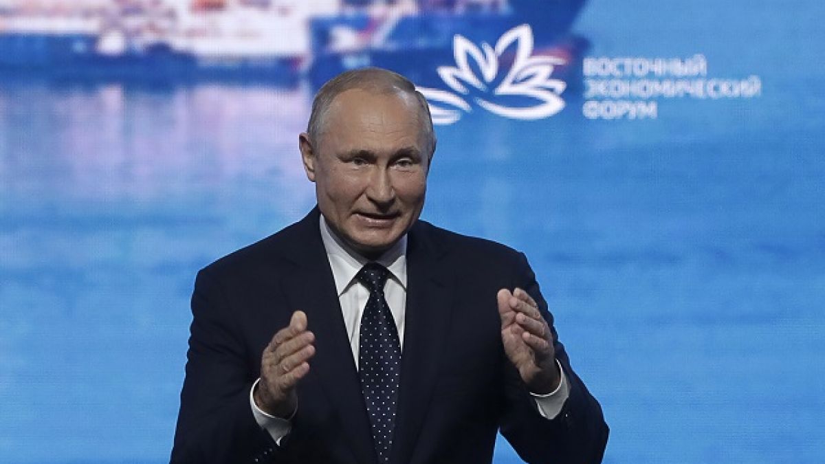 Путин играе покер със Запада