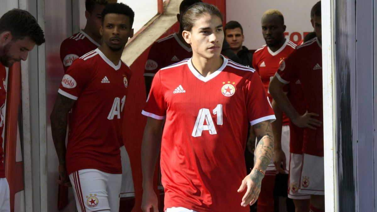 Чупливост "убива" плеймейкър в ЦСКА! | ФАКТИ.БГ Чупливост "убива" плеймейкър в ЦСКА!