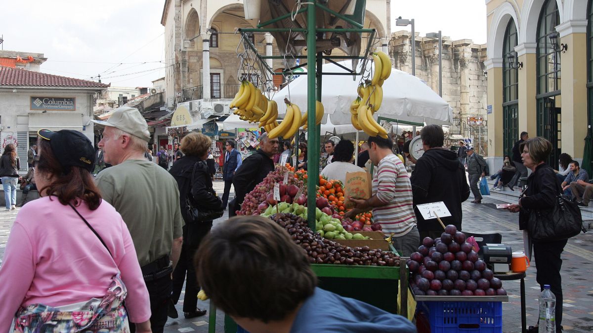 Атина става голяма пешеходна зона