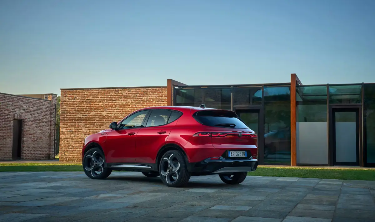 Alfa Romeo представи новото Tonale