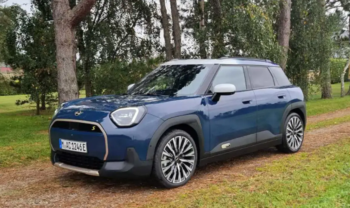 Mini &quot;дръпна щепсела&quot; на завода си за електромобили във Великобритания