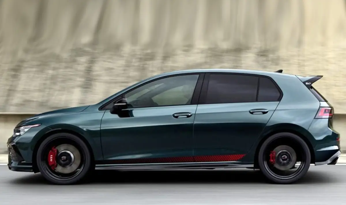 Обрат: Volkswagen няма да се откаже от седаните и хечбеците