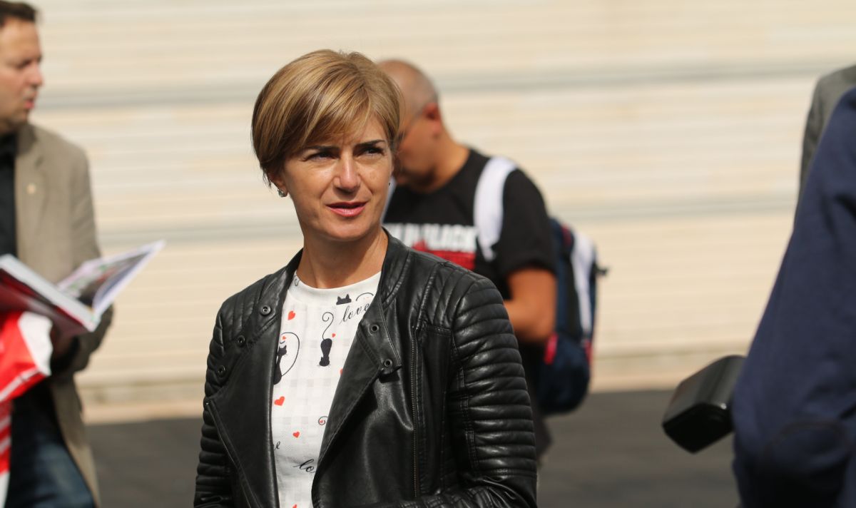 Екатерина Дафовска подаде оставка