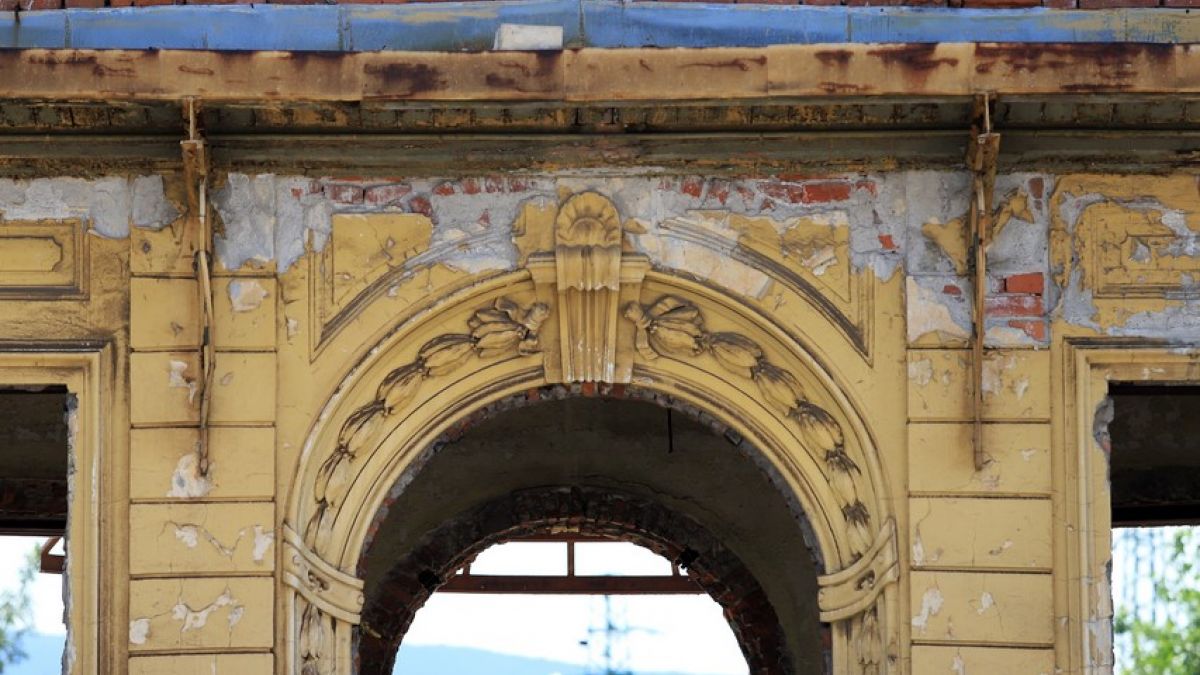 Уникален имот отива в историята