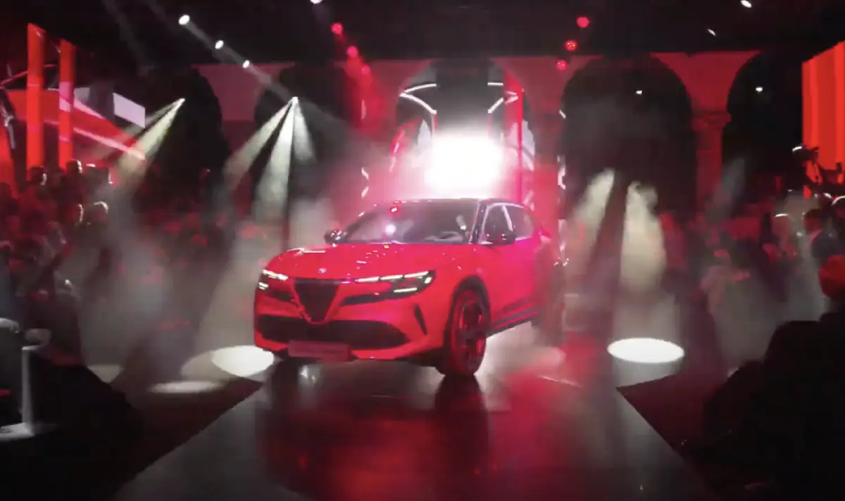 Запознайте се с новата Alfa Romeo Milano 