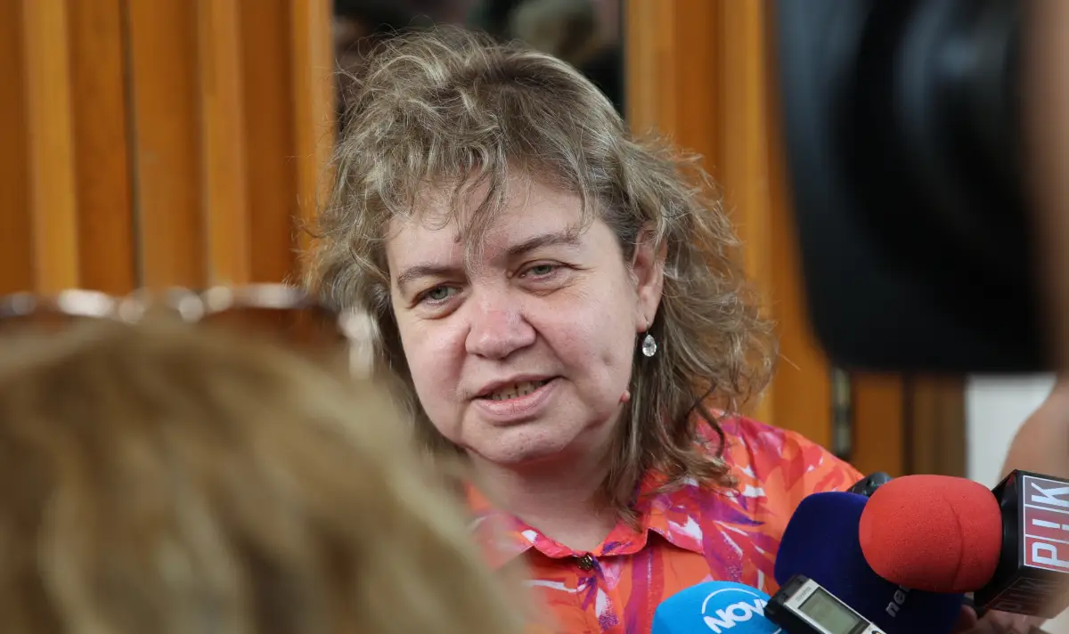 Yetuk 45 nemis porno Dikanka yaqinidagi fermadagi oqshomlarning porno parodiyasi