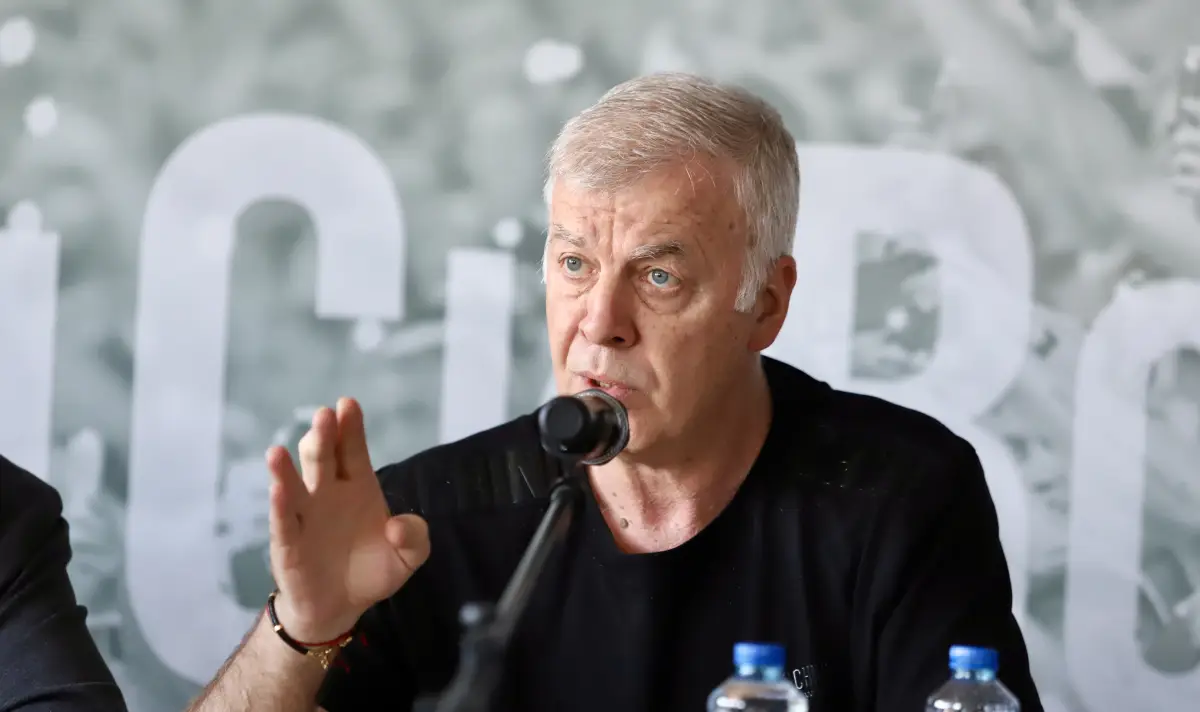 Наско Сираков: Какво има да обсъждам Станимир Стоилов? 