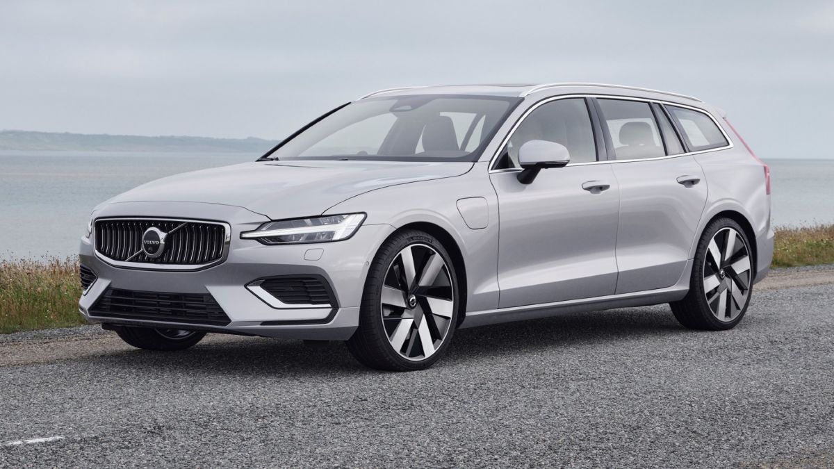 Volvo показа новите S60 и V60