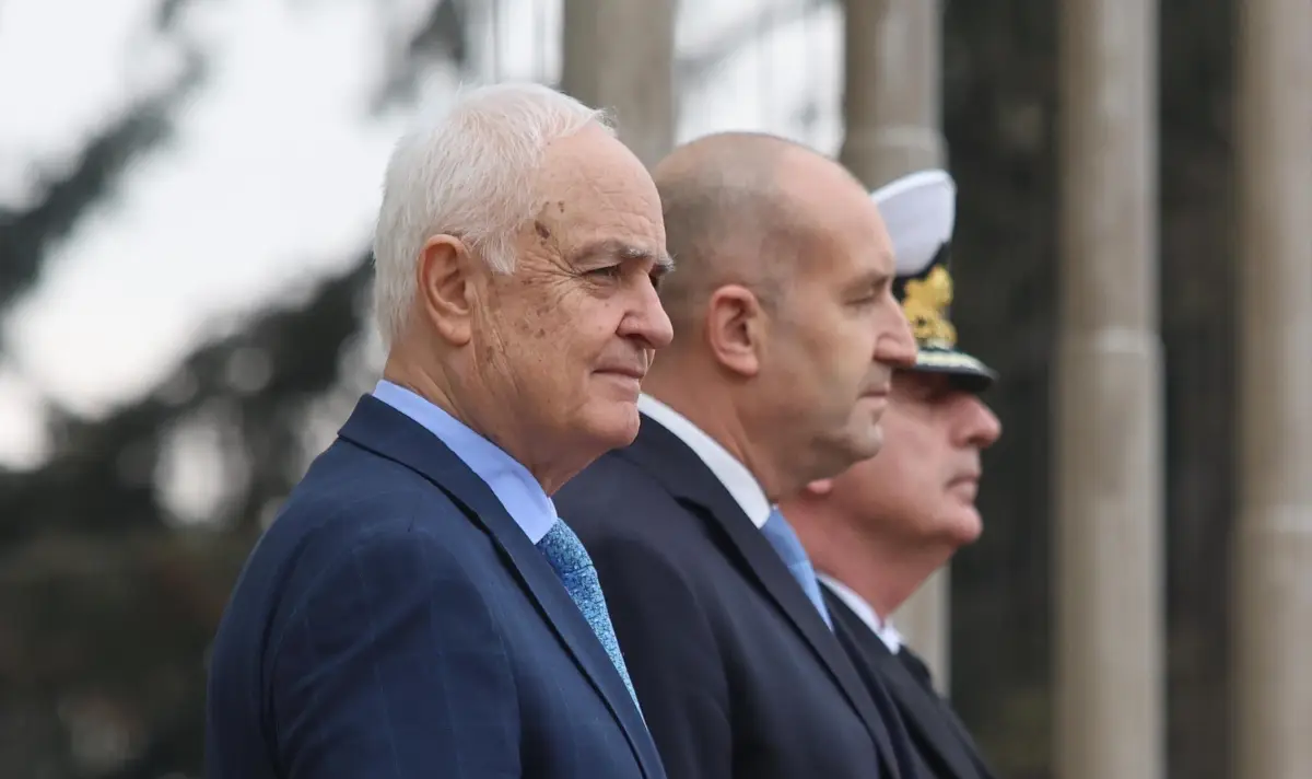 Запрянов: Отливът в армията спря | ФАКТИ.БГ Запрянов: Отливът в армията спря