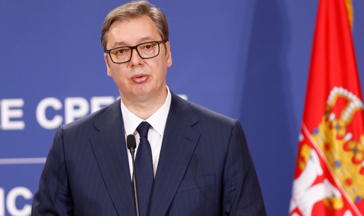 Натискът върху Сърбия продължава