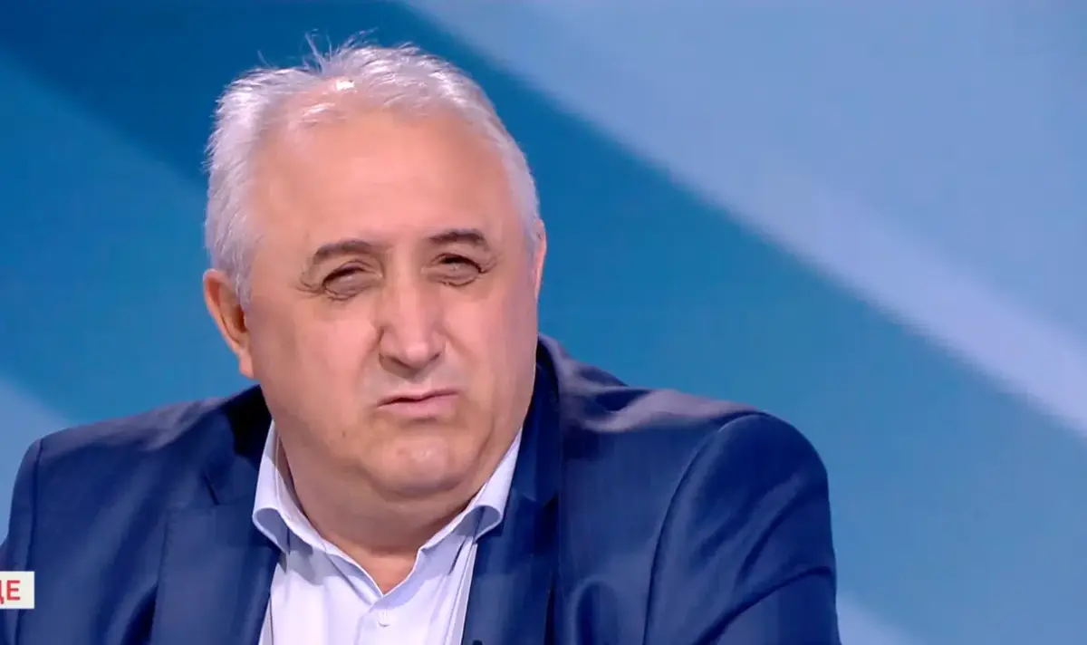 Мехмед Дикме: Възрастната генерация около Доган са на политическото бунище