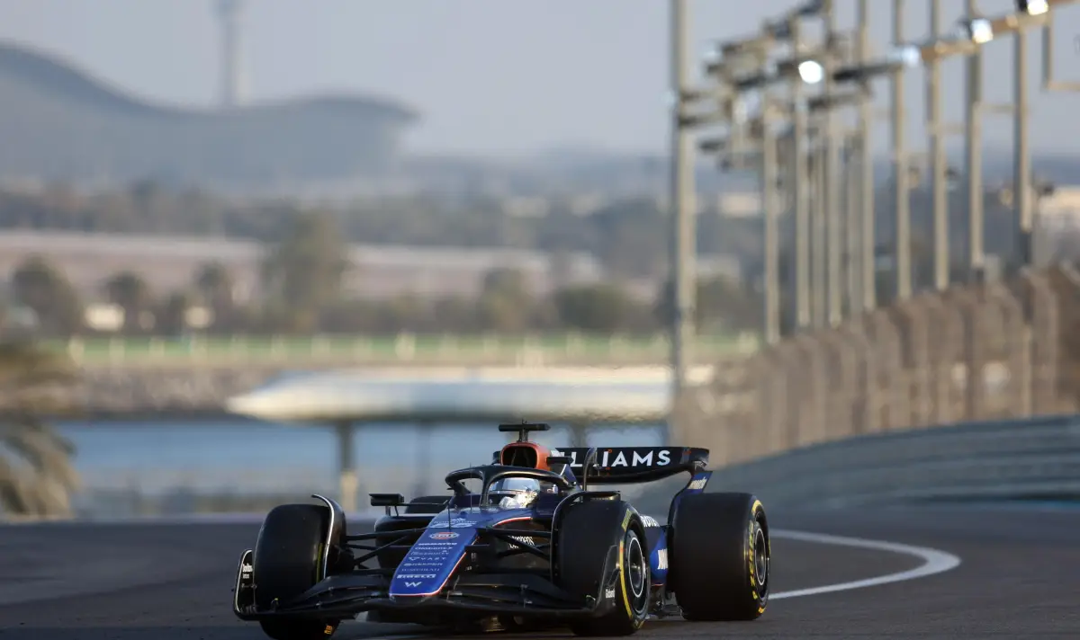 Уилямс представи новия болид - ВИДЕО | ФАКТИ.БГ Уилямс представи новия болид - ВИДЕО