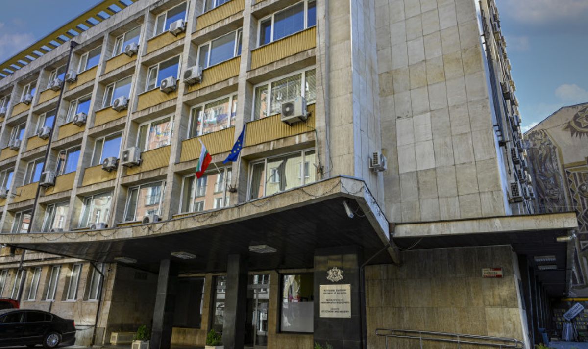 От САЩ и Европа до Казахстан
